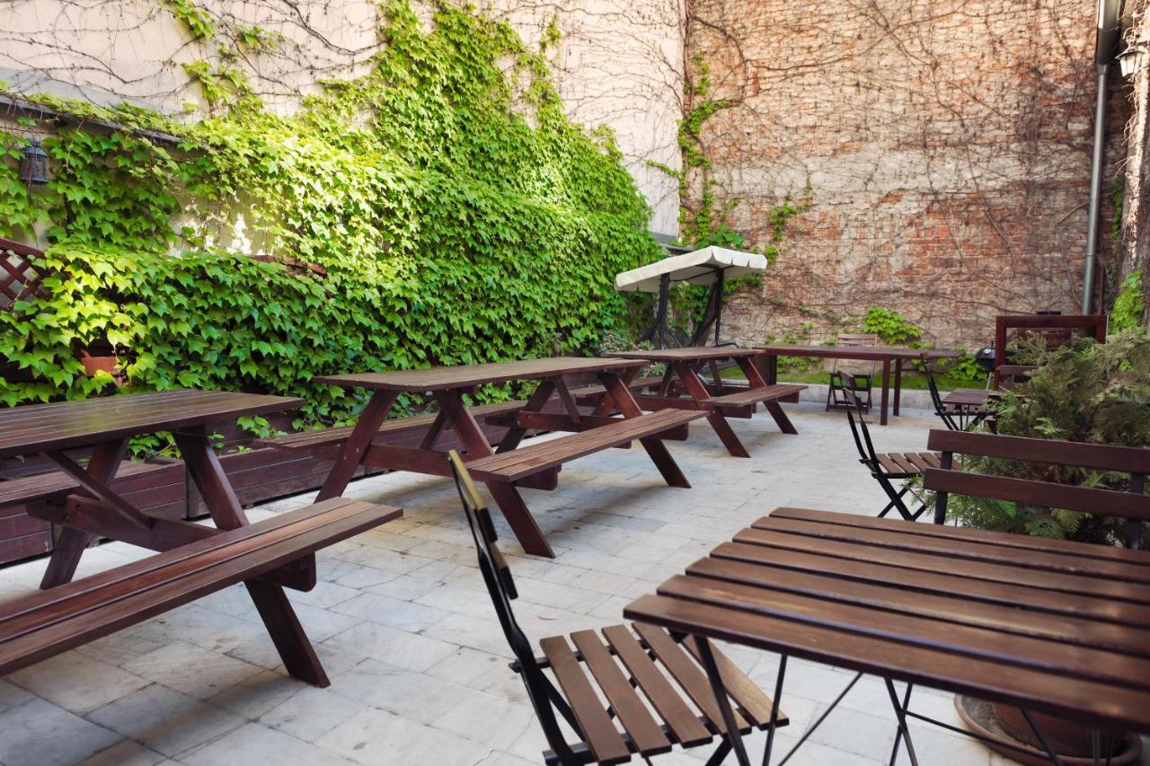 Patio Hostel Bratislava Eksteriør bilde